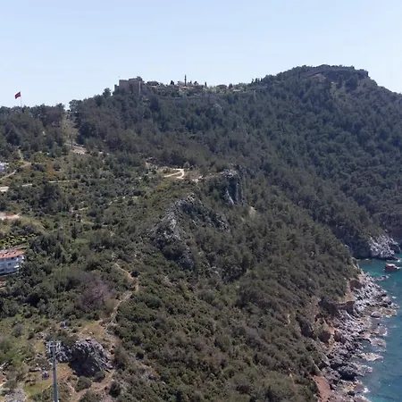 Spacious Flat With Amazing Sea & Nature View And Balcony Near Popular Attractions In Alanya, Antalya Διαμέρισμα