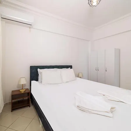 Spacious Flat With Amazing Sea & Nature View And Balcony Near Popular Attractions In Alanya, Antalya Appartement *